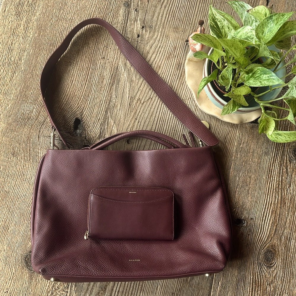 Skagen Mikkeline Burgundy Leather Handbag with Matching Wallet
